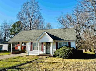 248 Canal St, Selmer, TN 38375