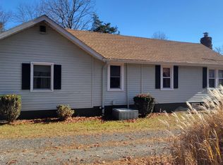 314 W Farms Rd, Farmingdale, NJ 07727