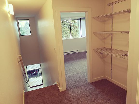 3rd image of 6352 137th Pl NE APT 254
