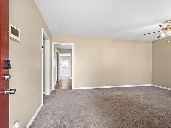 4th image of 3458 Arvin Dr
