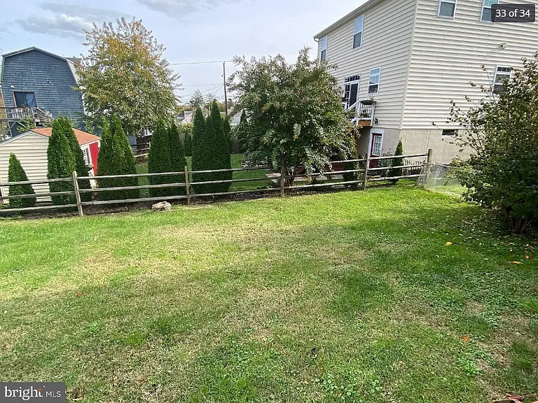 2605 Maple Ave — Photo 33
