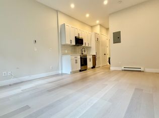 239 E 33rd St APT 2C, New York, NY 10016
