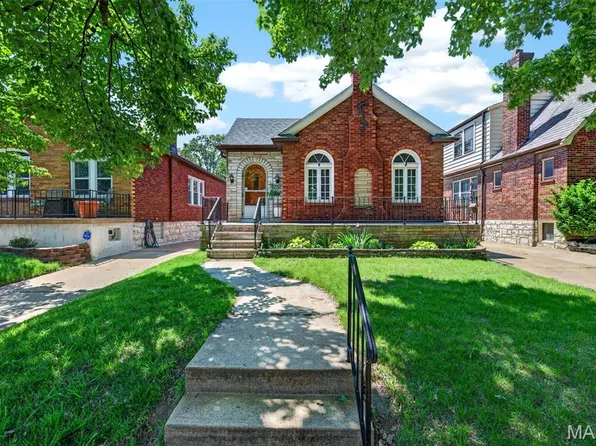 3990 Bowen St, Saint Louis, MO 63116