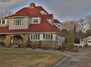42 Fort Hill Ave, Gloucester, MA 01930