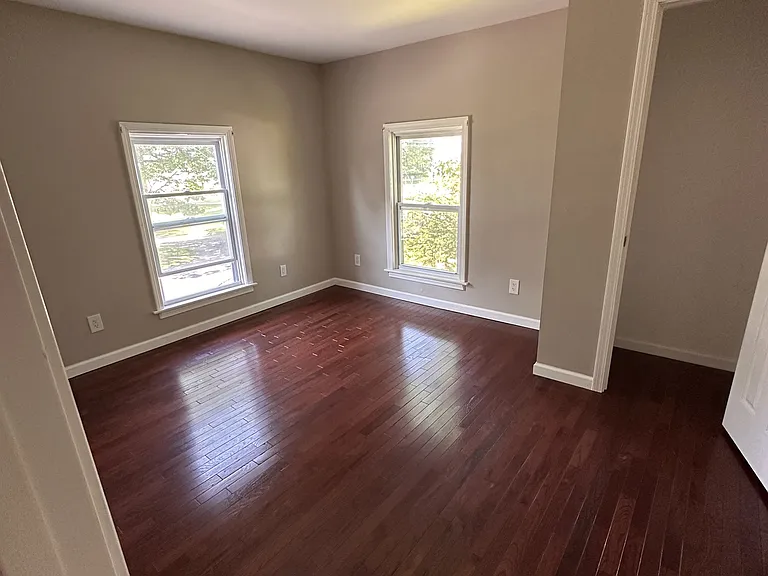 84 Frederick St — Photo 10