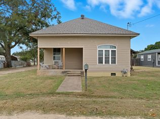 205 Gandy St, Lipan, TX 76462