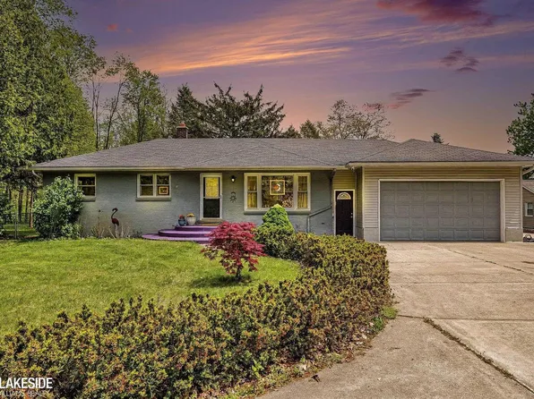 46502 Woodall Rd, Shelby Township, MI 48317