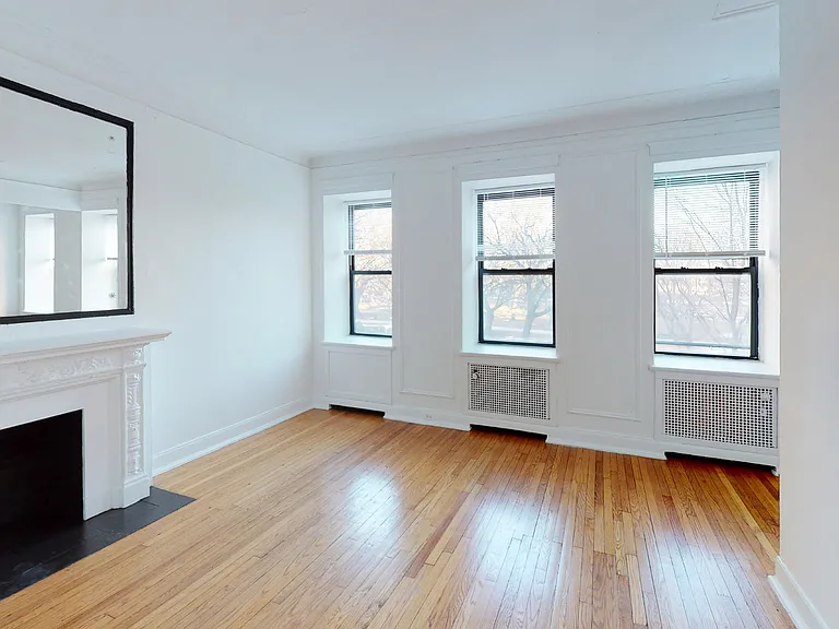Dining/Living room