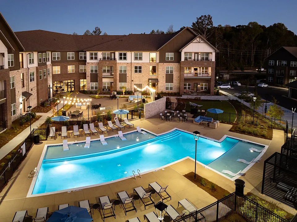 Aura Creekside Apartments