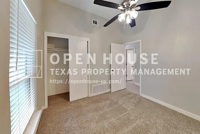 247 Stallion Dr — Photo 14