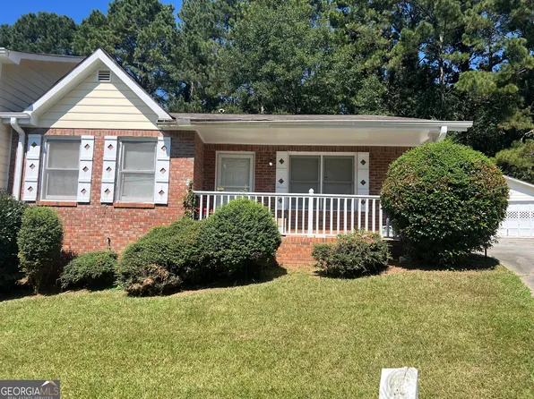 4917 Autumn Cir, Stone Mountain, GA 30088