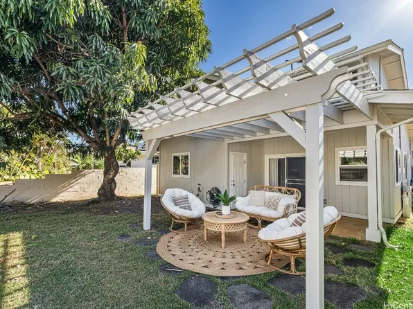 66-912 Kamakahala St #2, Waialua, HI 96791