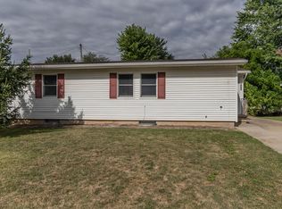 6230 Grovenburg Rd, Lansing, MI 48911