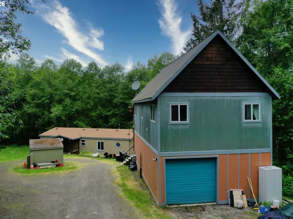 70407 Schumacher Rd, Rainier, OR 97048