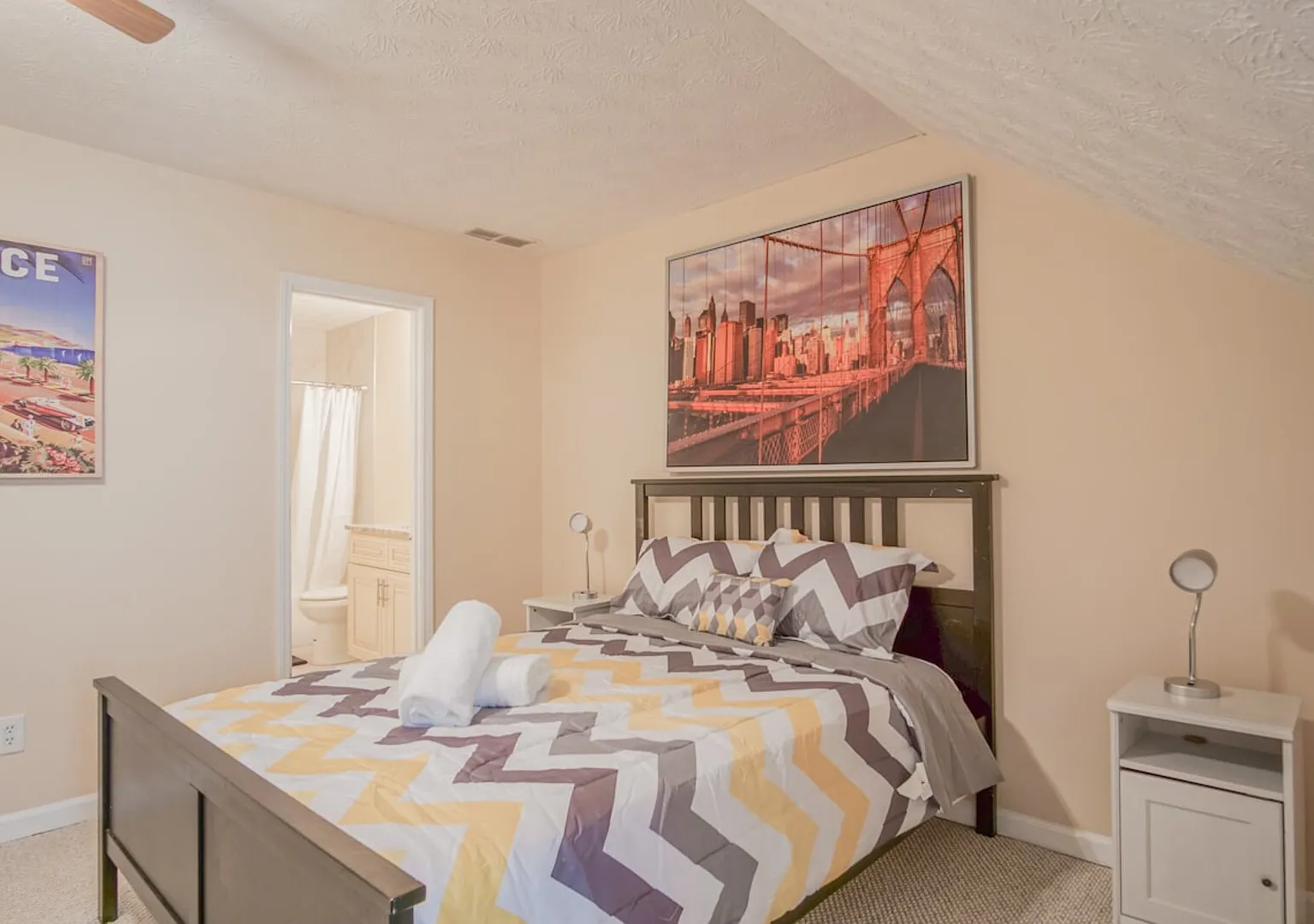 2 BR Townhouse - 10 Mins to Horse Park — Photo 1