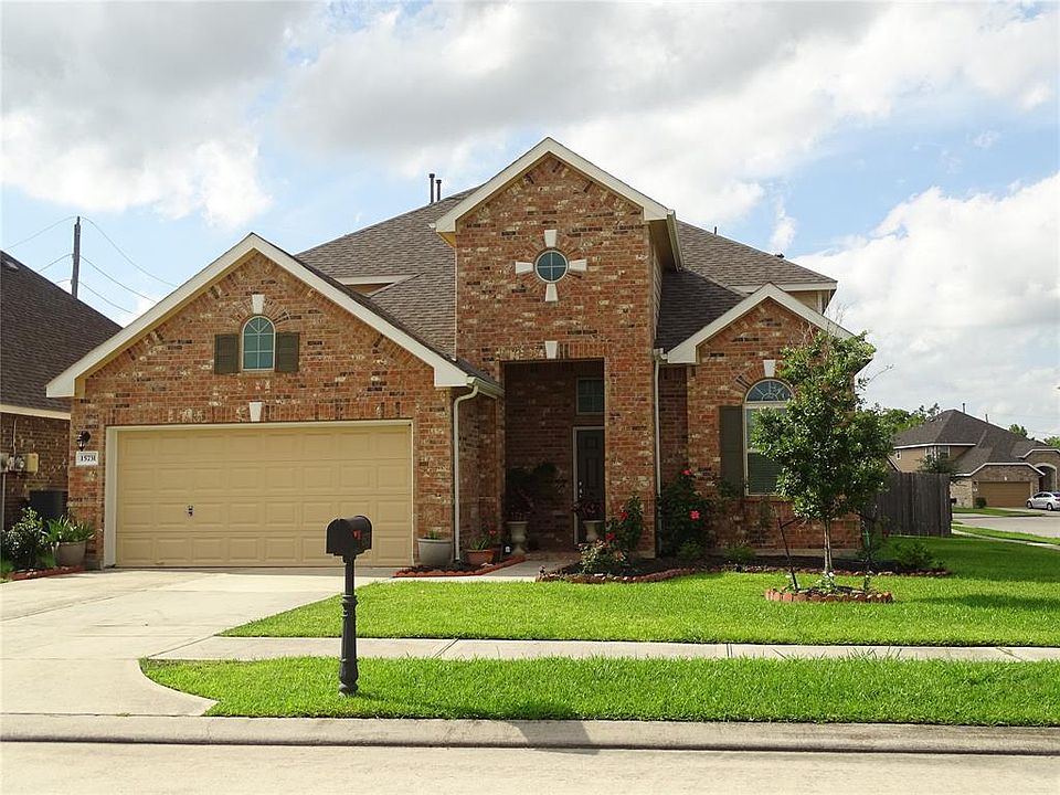 1st image of 15731 Bertasz Dr