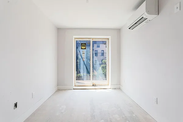 Rented by Brooklyn Group | media 16