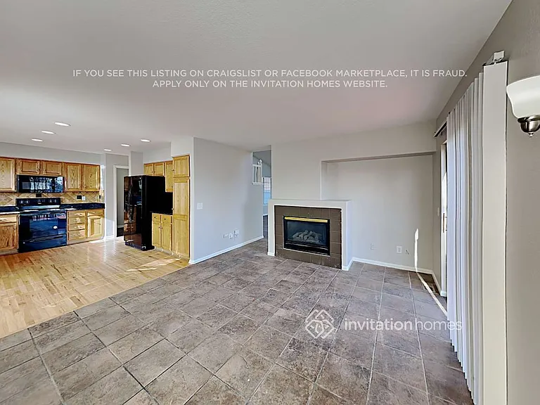 18254 E Adriatic Pl — Photo 10