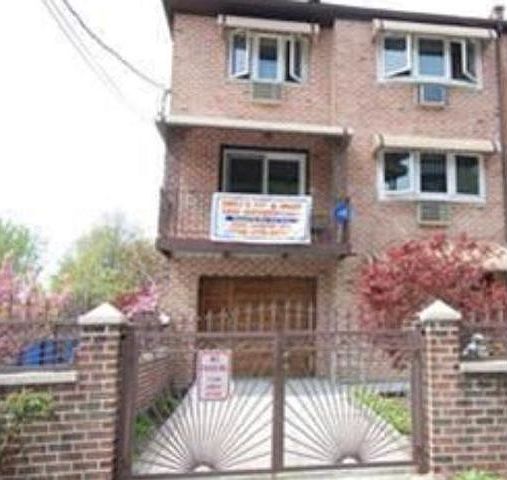 1st image of 2203 Hunter Ave