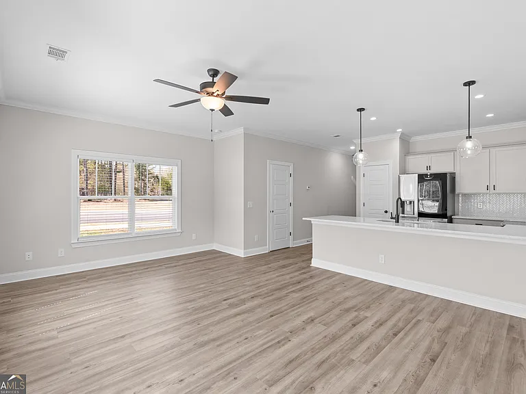 37 Azalea Ln — Photo 14