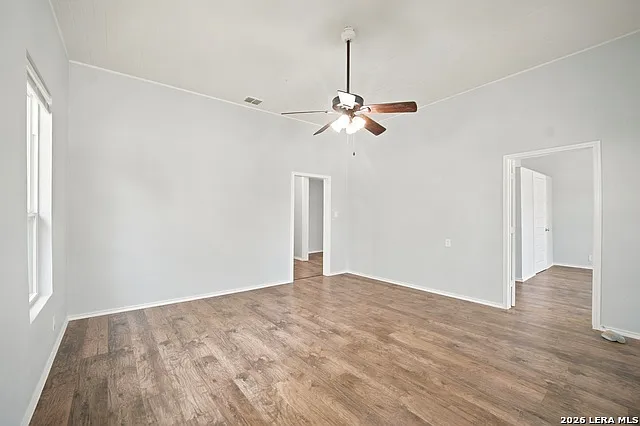 112 Avenue B — Photo 13