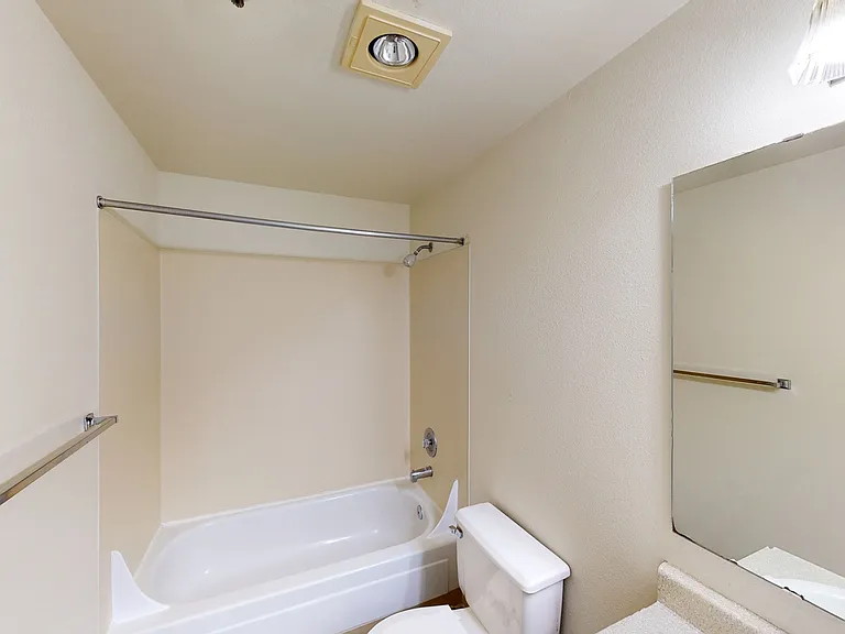 Crown Pointe — Photo 48