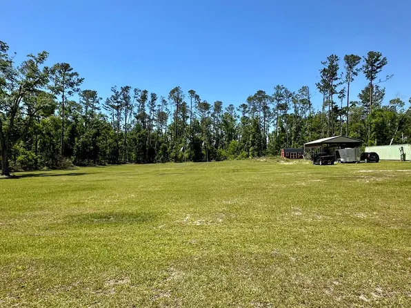 18605 213th Dr, Live Oak, FL 32060