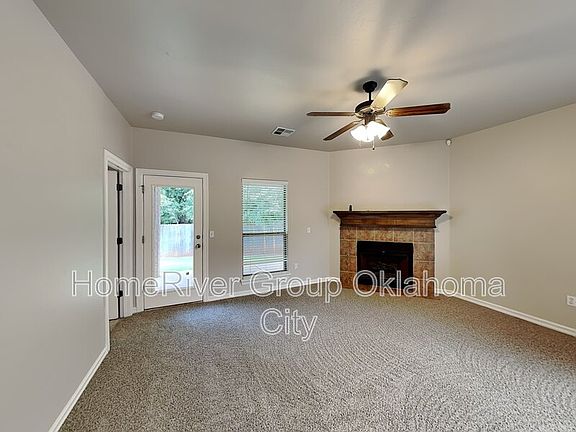 4th image of 6741 NW 125th Ct