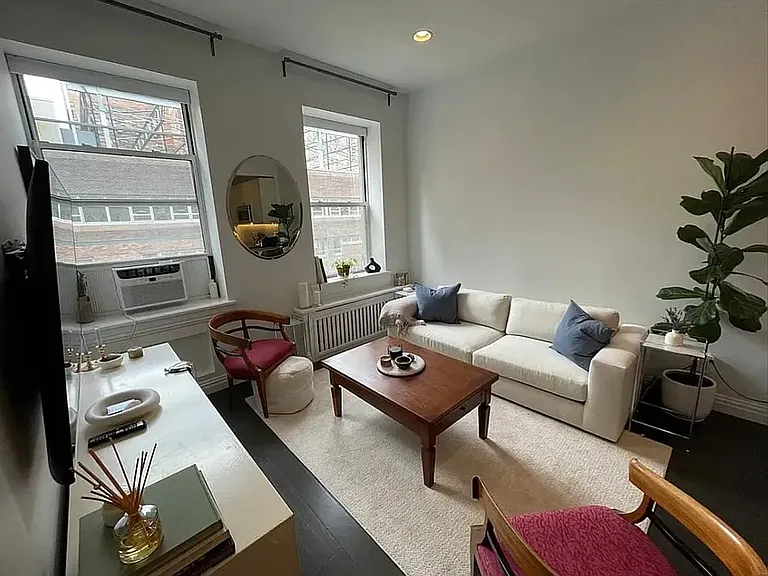 315 W 75th St #3F — Photo 1