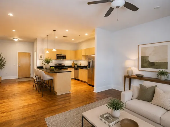 2201 8th Ave S APT 104, Nashville, TN 37204