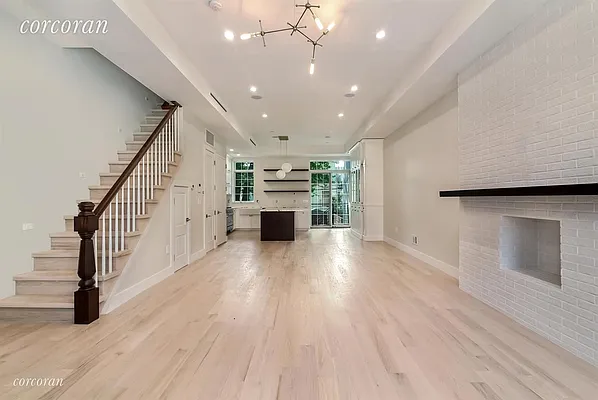 Sold by Corcoran | media 42