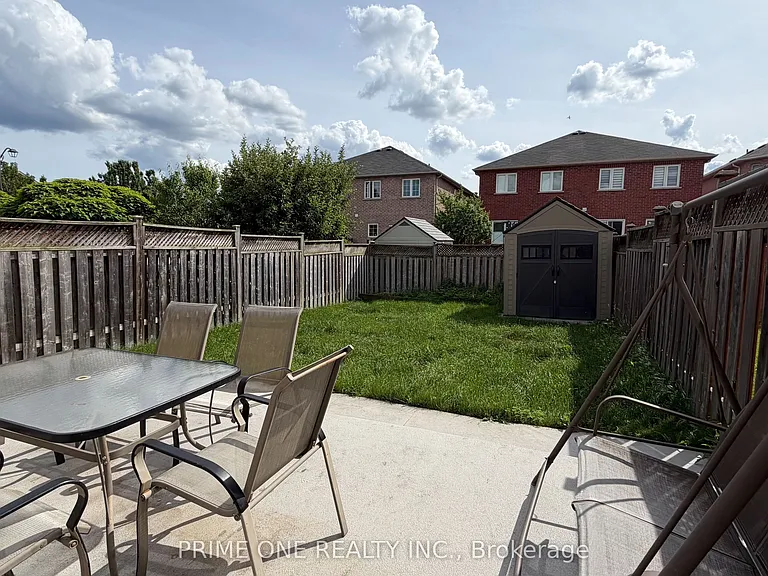 7124 Village Walk — Photo 36