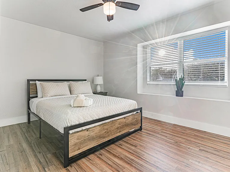 13117 Faraday Dr — Photo 27