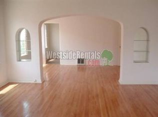 449 N Spaulding Ave #1/2, Los Angeles, CA 90036