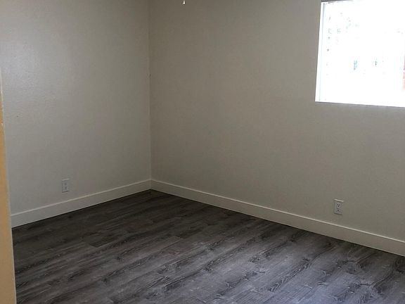 4th image of 4443 Campus Ave APT 2