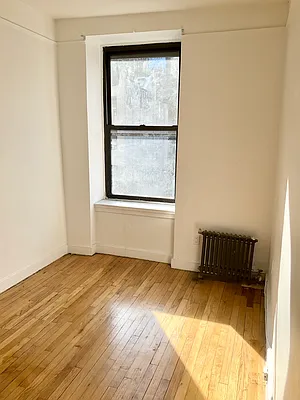 Rented by City Connections Realty | media 14