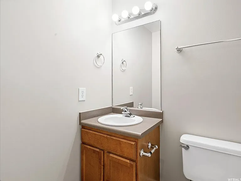 376 E Braidhill Dr — Photo 18