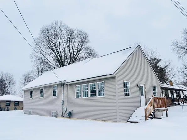 3994 Canal Ave SW, Grandville, MI 49418