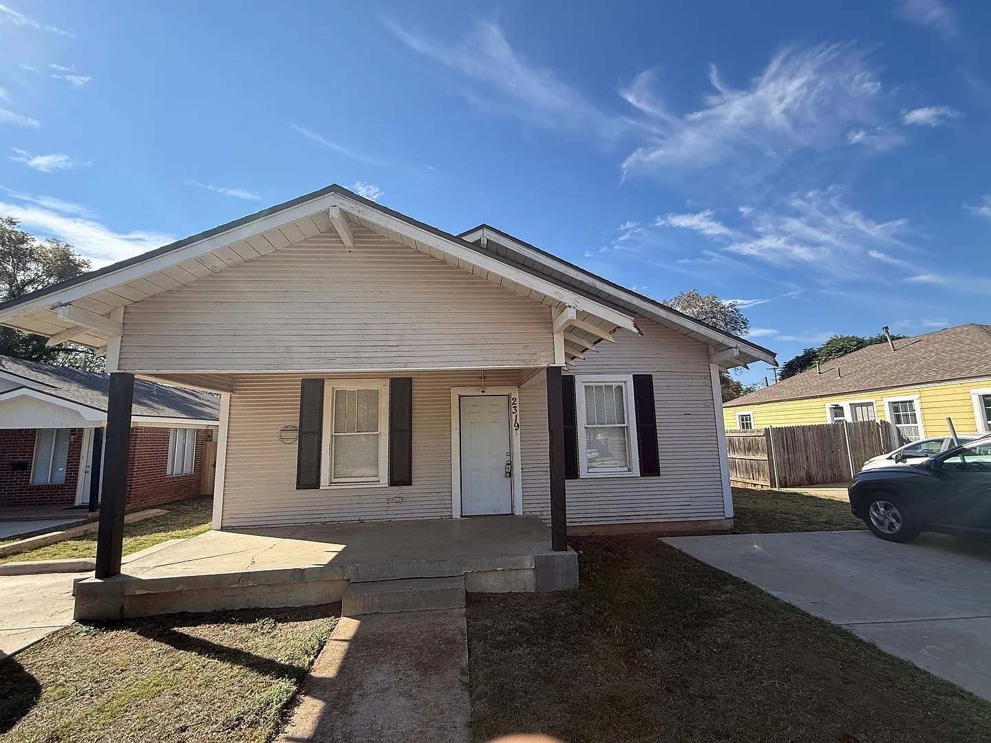 Available NOW! 3/2 Walking Distance to Texas Tech! — Photo 1