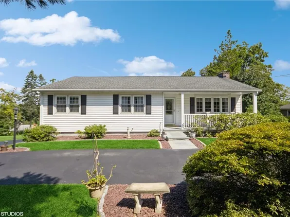 16 W Collier Drive W, Carmel, NY 10512