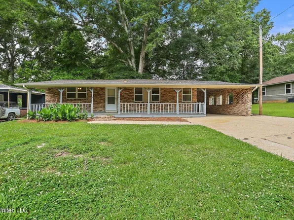 2653 Shannon St, Jackson, MS 39212