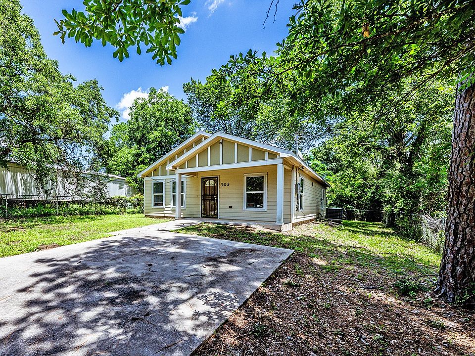 1st image of 303 Sowell Dr