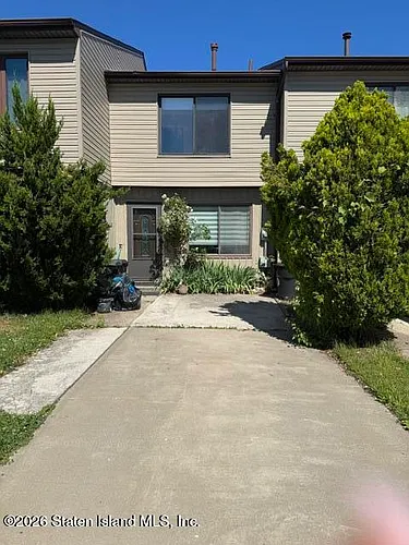 891 Patterson Ave Photo 1