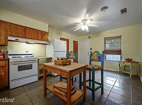 5th image of 3323 Santa Teresa Ave