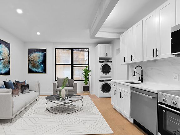 2nd image of 740 W End Ave #24R