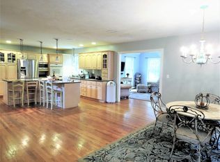 27 Meeting House Rd, Kingston, MA 02364