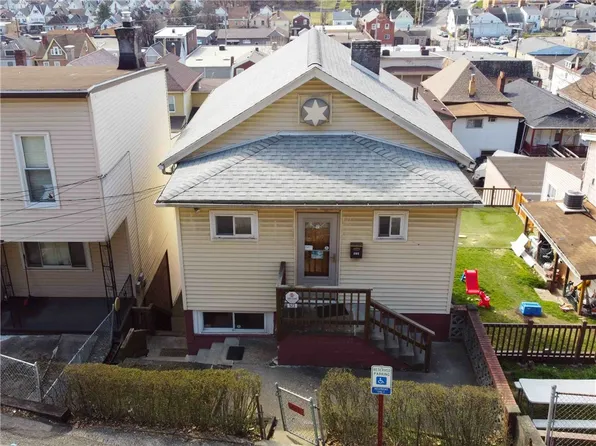 523 Ridge Ave, Mc Kees Rocks, PA 15136