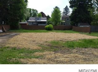 11 Osborn Rd, New Hartford, NY 13413