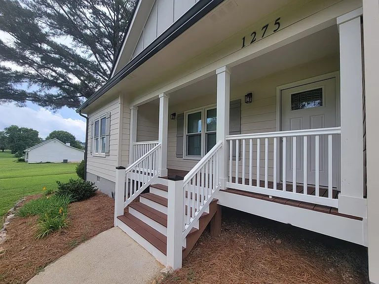 1275 Lake Dow Rd — Photo 3