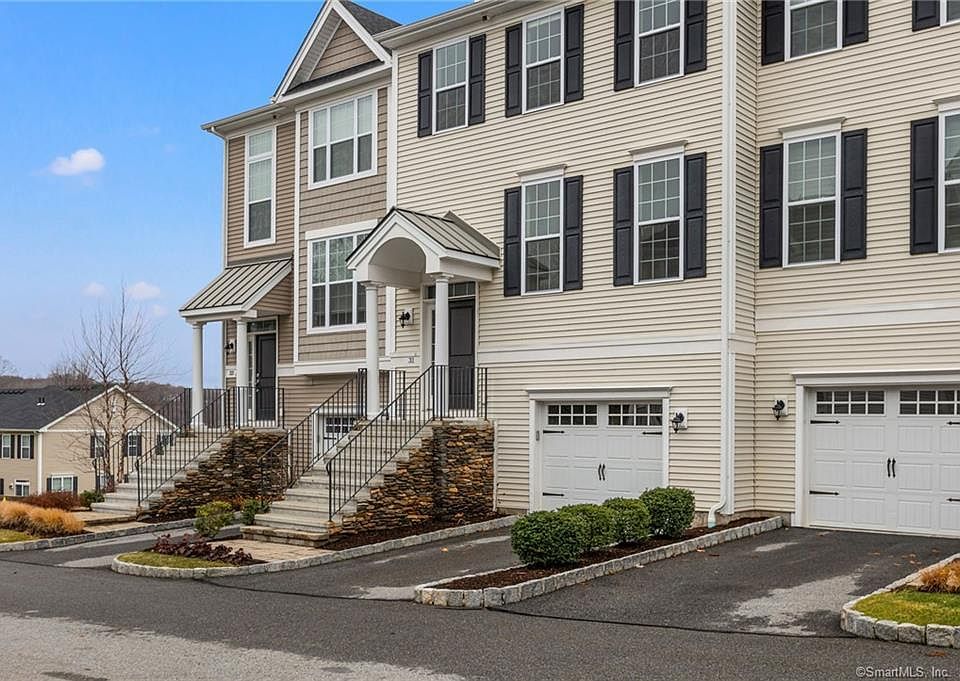 31 Moorland Dr 31, Danbury, CT 06810 Zillow
